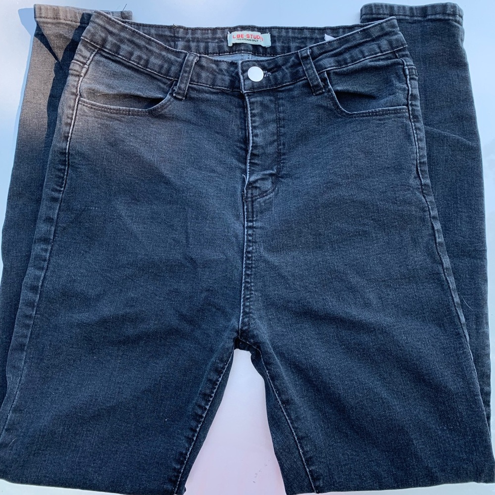 High Wasted Dark Jeans
